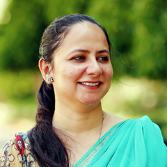 Mrs.-Juhi-Haider
